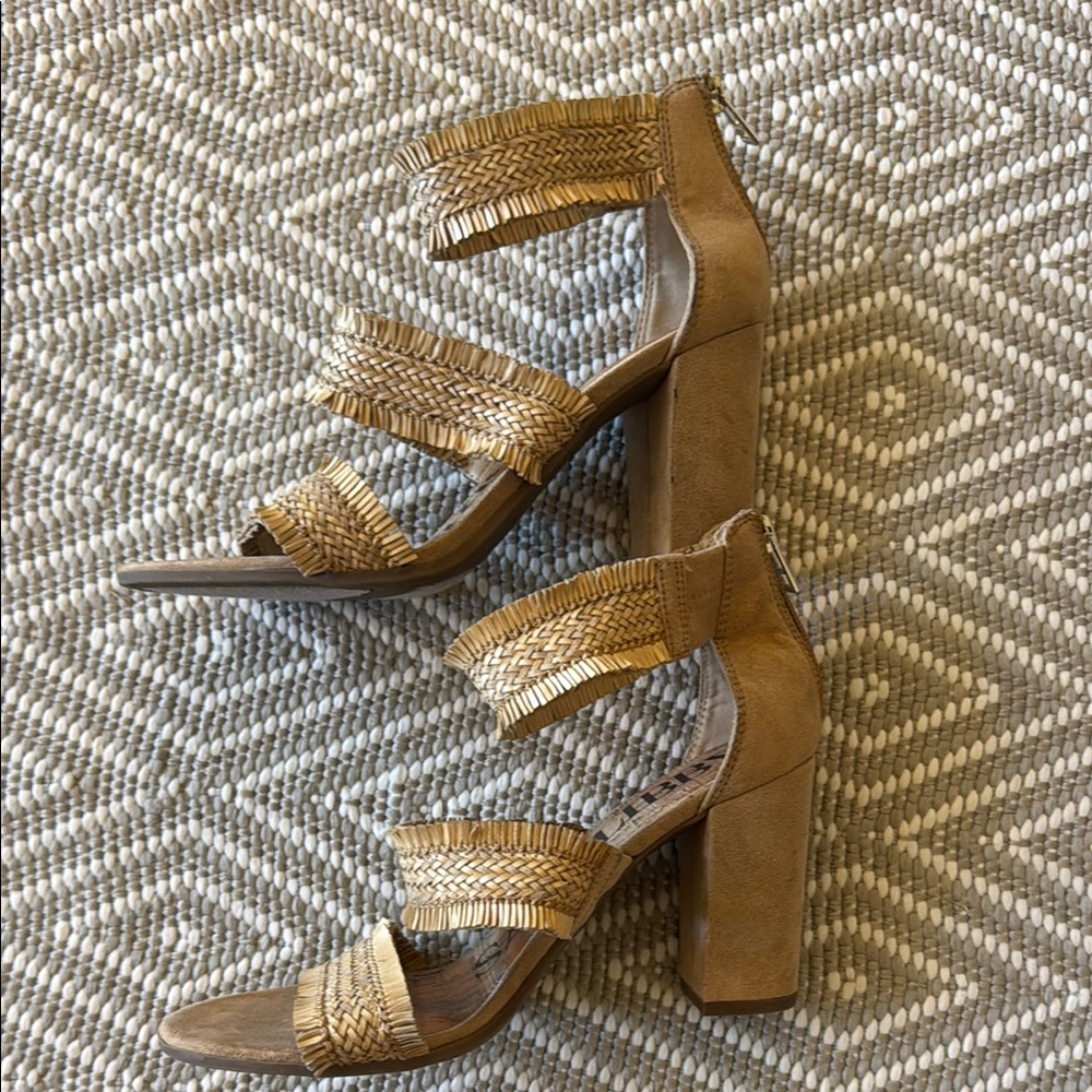 Sam & Libby Straw Sandals - Picture 4 of 4